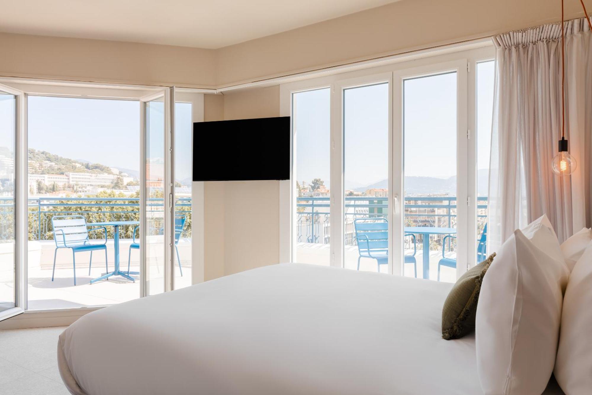 Yelo Promenade Powered By Sonder Hotel Nice Bagian luar foto