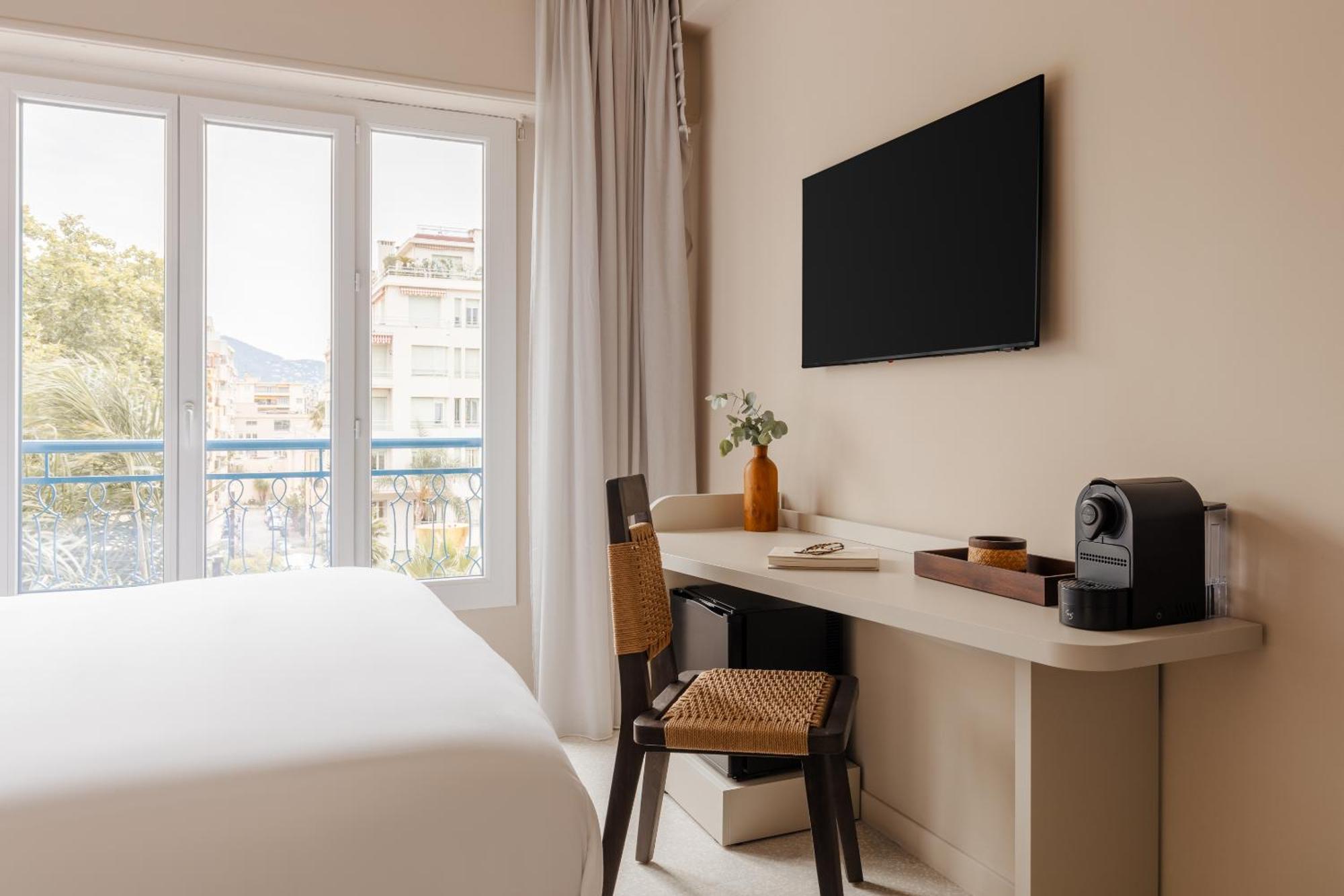 Yelo Promenade Powered By Sonder Hotel Nice Bagian luar foto